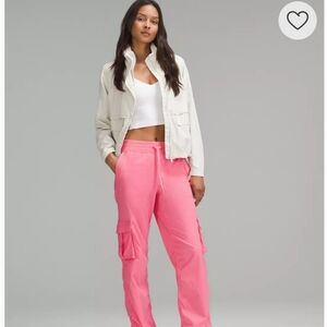 NEW! No tag. Lululemon Dance Studio Relaxed-Fit Mid-Rise Cargo Pant (NWOT)